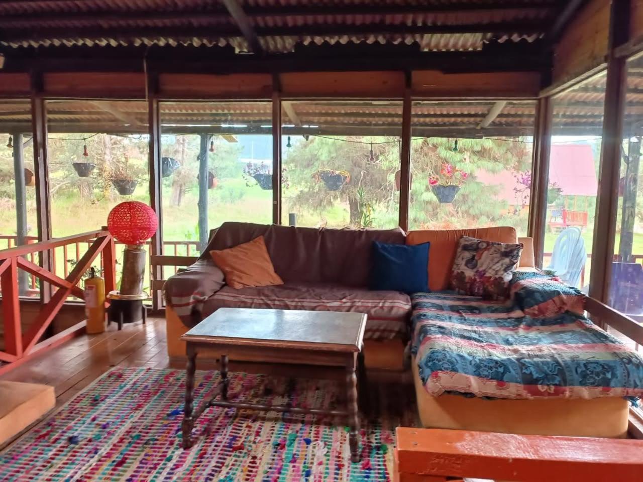 Chalets Amarelo Suesca Exterior photo